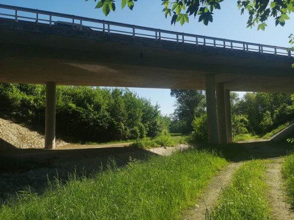 AT_POET_entranceareaphotofrombothsidesunderpass_20220519083646715_1660301163