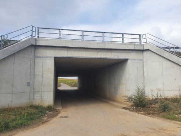 PA_AT_POET_entranceareaphotofrombothsidesunderpass_20220825092701409