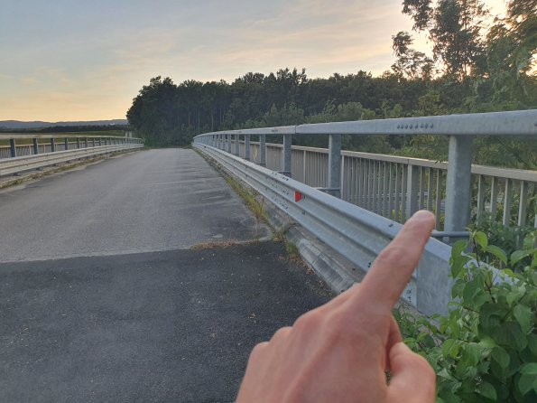 PA_AT_POET_spatialcommentphoto_20211001181508242